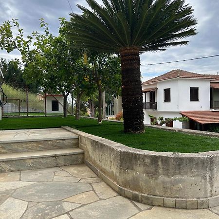 Athena'S Luxury Place Agria Luaran gambar
