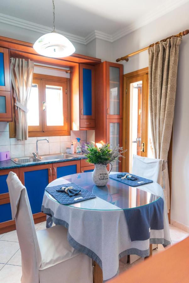 Athena'S Luxury Place Agria Luaran gambar
